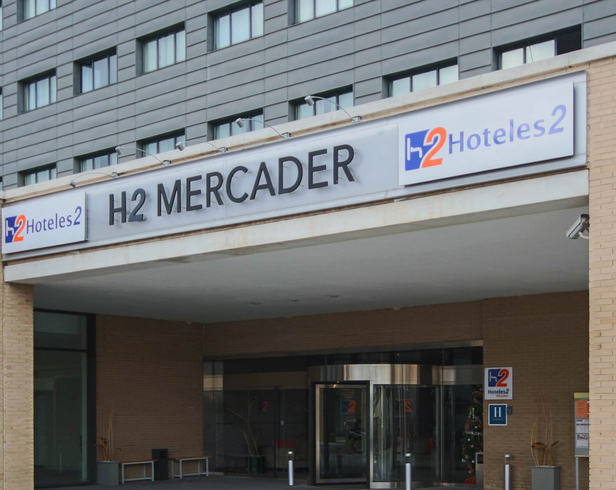 Hotel Mercader Madrid Exterior photo
